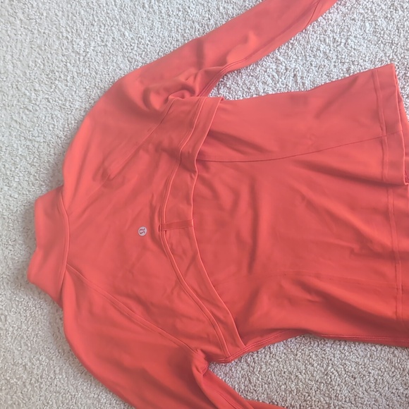 Lululemon align define jacket waist length - Picture 4 of 5